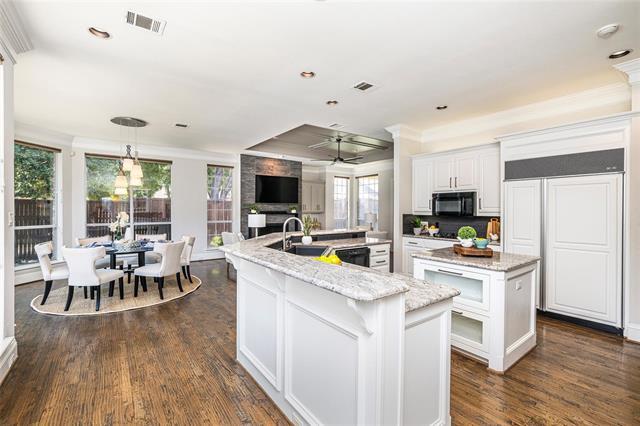 Building Photo - 17431 Woods Edge Dr