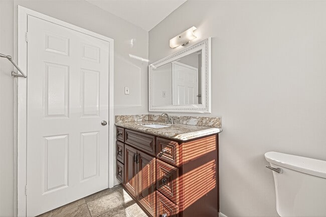 Building Photo - 9310 Cliffwood Dr