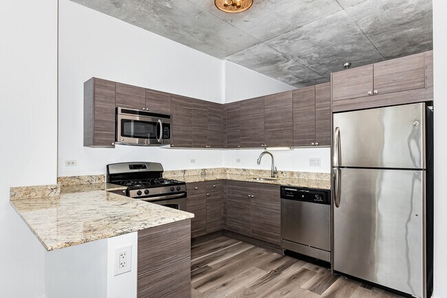Building Photo - 235 W Van Buren St