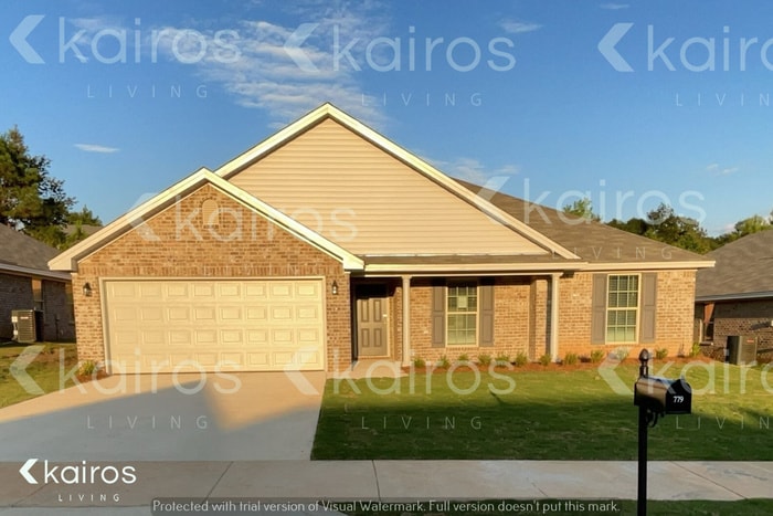 Primary Photo - 779 Park Ln