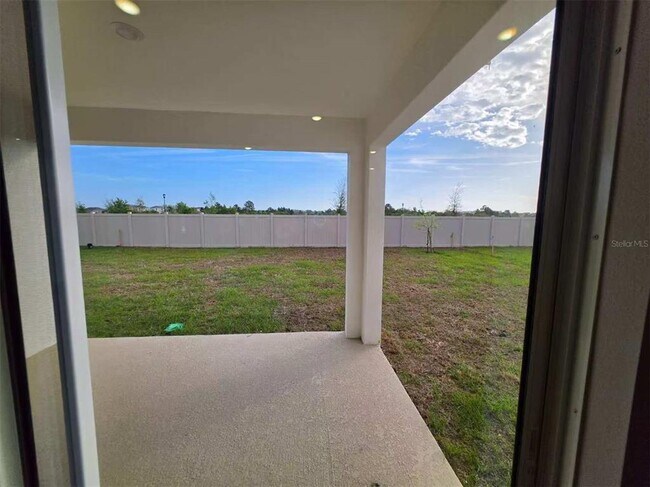 Building Photo - 2212 Sienna Spruce St