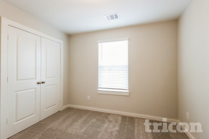Building Photo - 22715 Terrazzo Dr