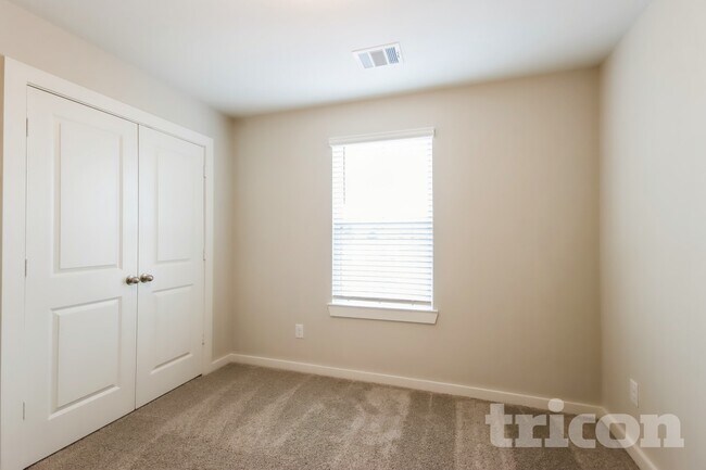 Building Photo - 22608 Terrazzo Dr