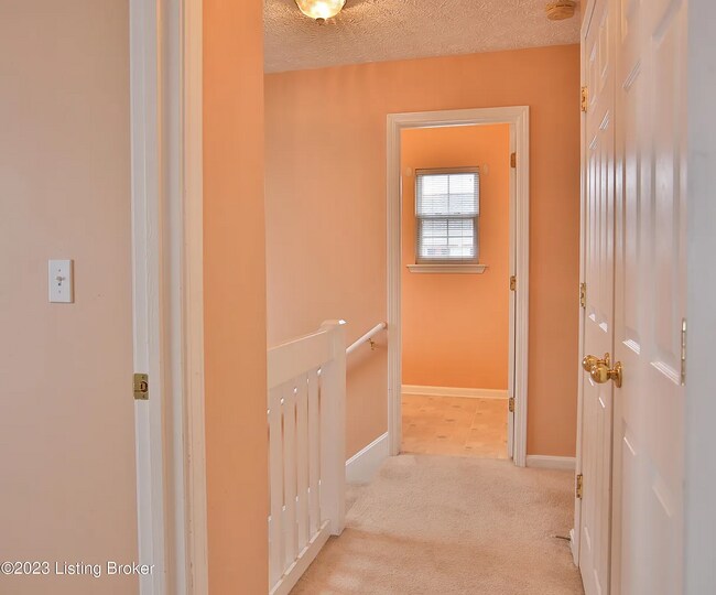 Foyer - 6736 Arbor Creek Dr