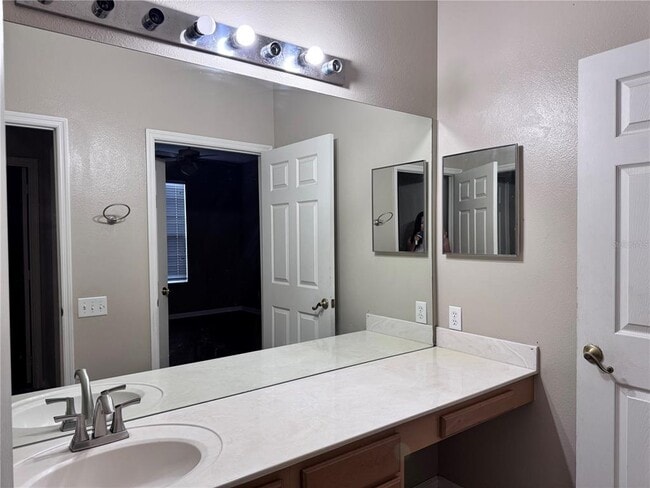 Building Photo - 586 Brantley Terrace