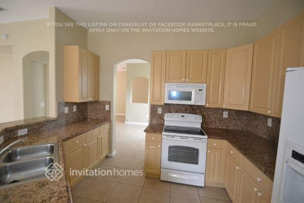 Building Photo - 23934 SW 108th Ct
