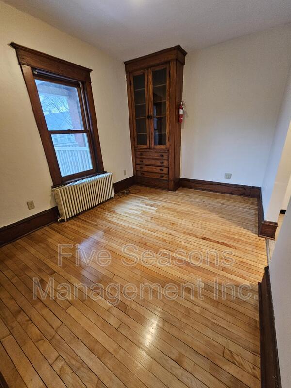 Building Photo - 38-40 Monroe Street - 2