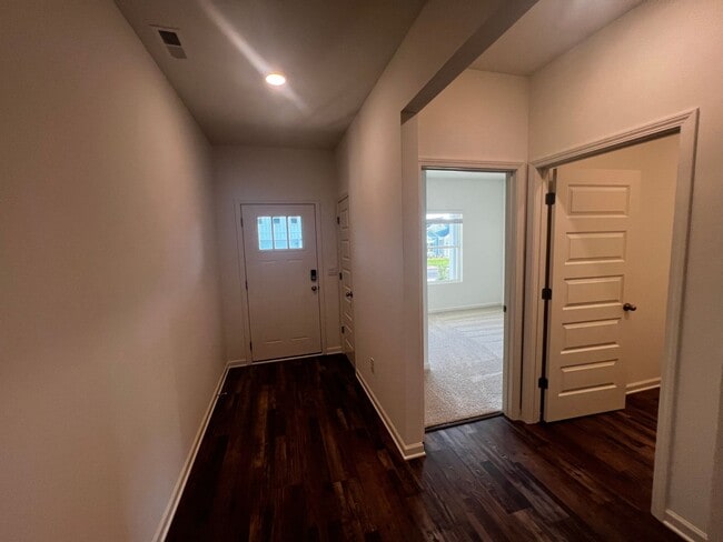 Building Photo - 4BR One-Level Home in Rosser Farms – Open Floor Plan + Prime Location!