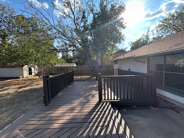 Building Photo - 2601 Oak Meadow Dr