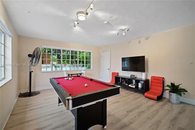 Building Photo - 951 NW 148th St