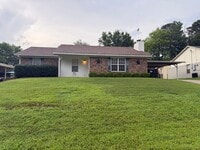 Building Photo - 3 Bedroom in Springhill ISD