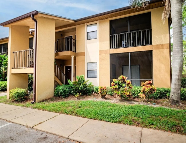 Building Photo - 10155 Sailwinds Blvd S