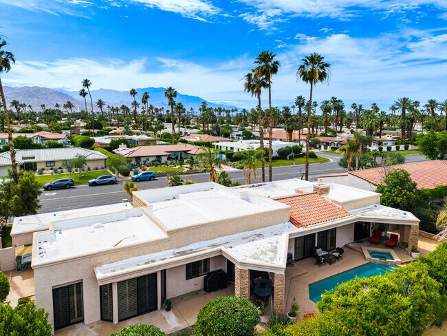 Building Photo - 45640 Rancho Palmeras Dr