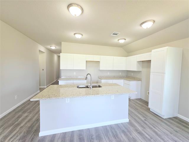 Building Photo - 1024 Springview Ln