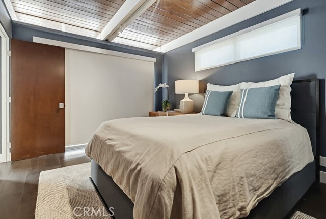 Building Photo - 6713 E Ocean Blvd