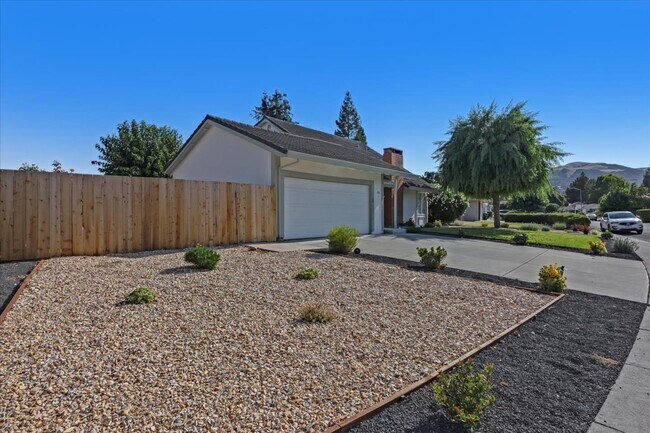 Building Photo - 2916 Biddleford Dr