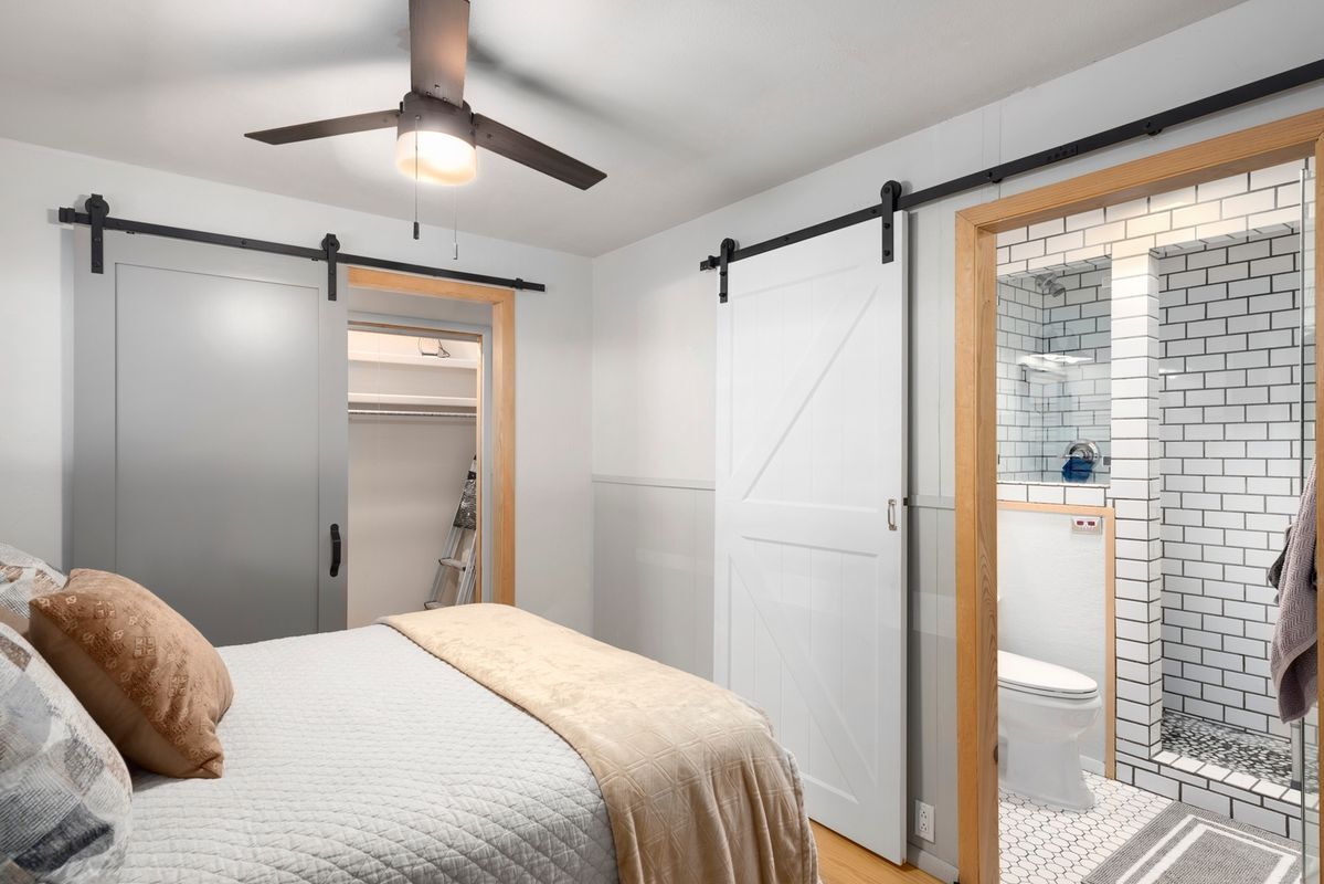 Building Photo - 402 4th St