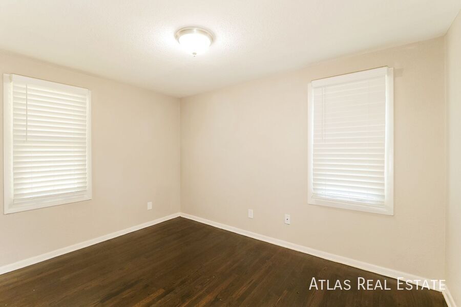 Building Photo - 9 W 89 Terrace