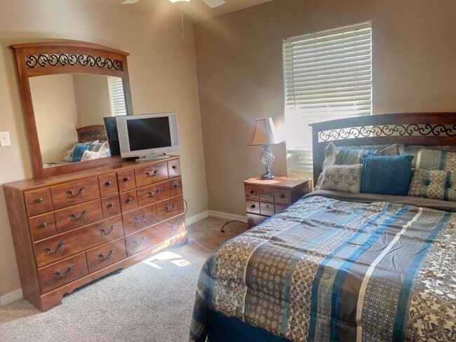 Building Photo - RENTAL Fully Furnished 4 bedroom home