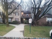 Building Photo - 6062 Cedar Ct