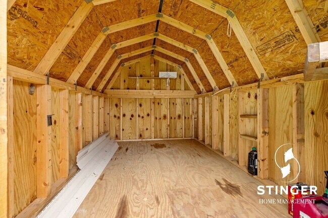 Building Photo - 16 Quail Ridge Cir N