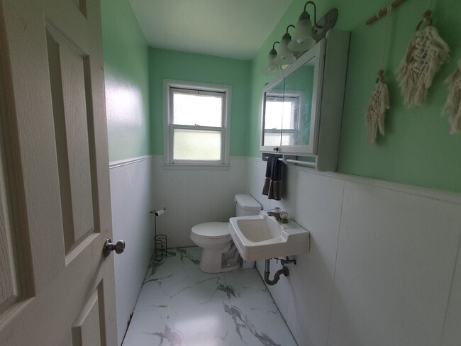 Building Photo - great home in Rolla