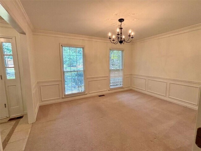 Building Photo - 4160 Creekwood Dr