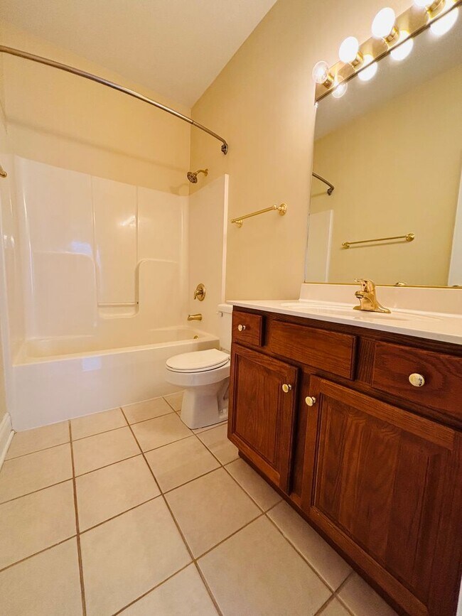 Building Photo - 1733 Lions Dr NW