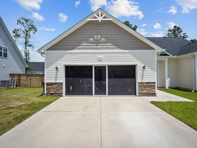 Building Photo - 251 Breakwater Dr