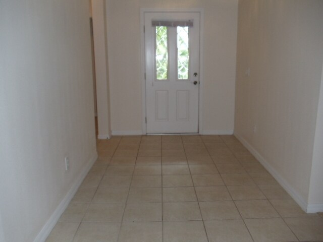 Building Photo - 1219 Greenley Ave