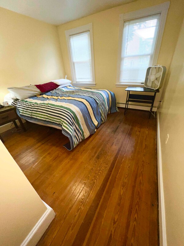 Building Photo - 81-83 America St