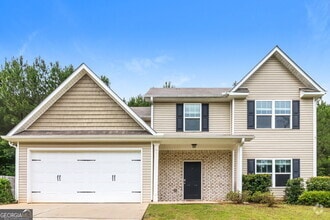 Building Photo - 412 Fieldcrest Dr