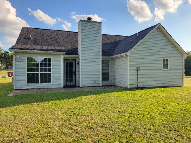 Building Photo - 109 Apple Valley Rd