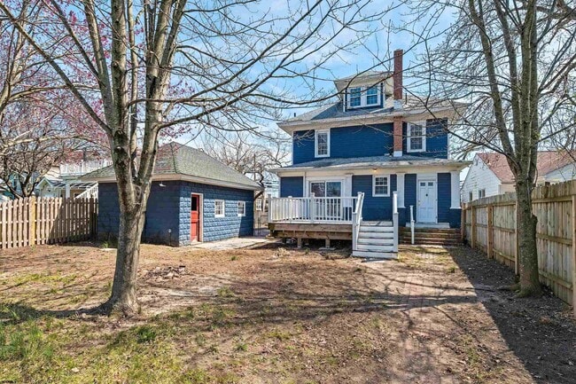 Building Photo - 615 Shore Rd