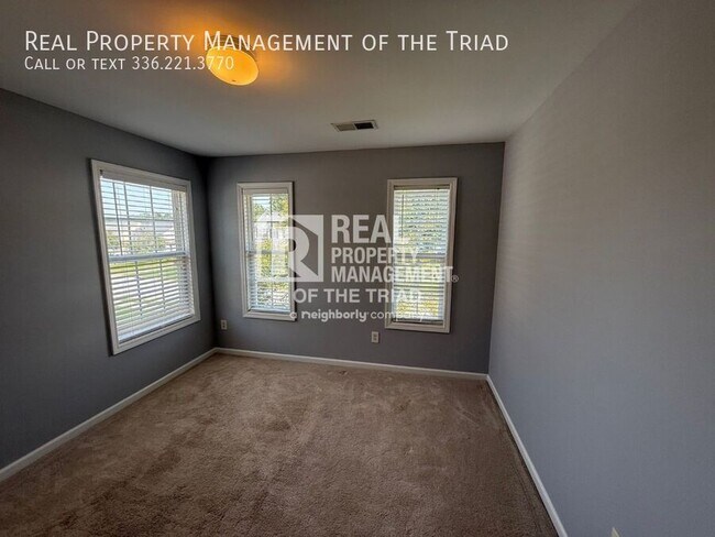 Building Photo - 1538 Castle Way