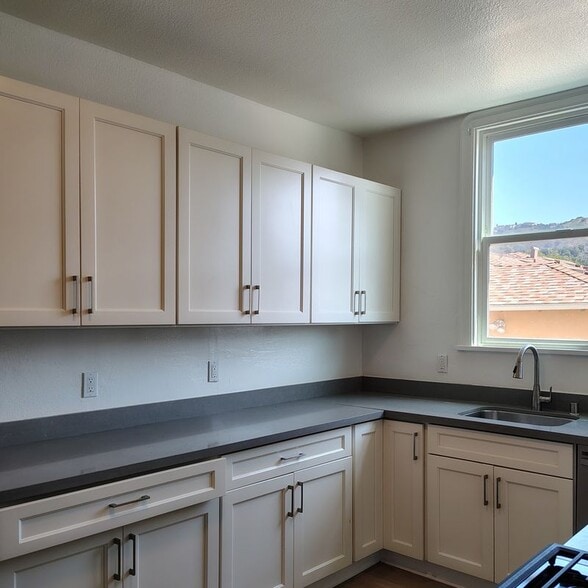 Building Photo - 2684 73rd Ave