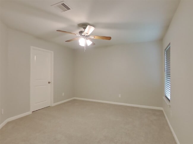 Building Photo - 27016 Leonardo Dr