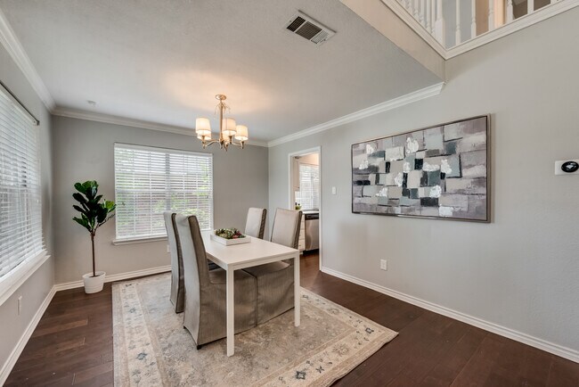 Building Photo - 4231 Crestedge Dr