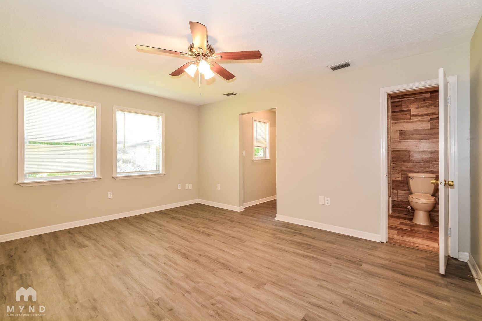 Building Photo - 1915 Carrigan Ave