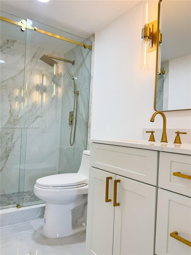 Building Photo - 3140 S Ocean Dr