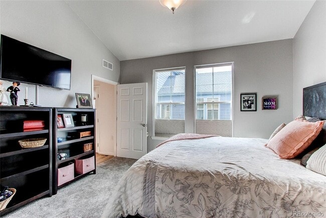 Building Photo - 4925 S Algonquian Way