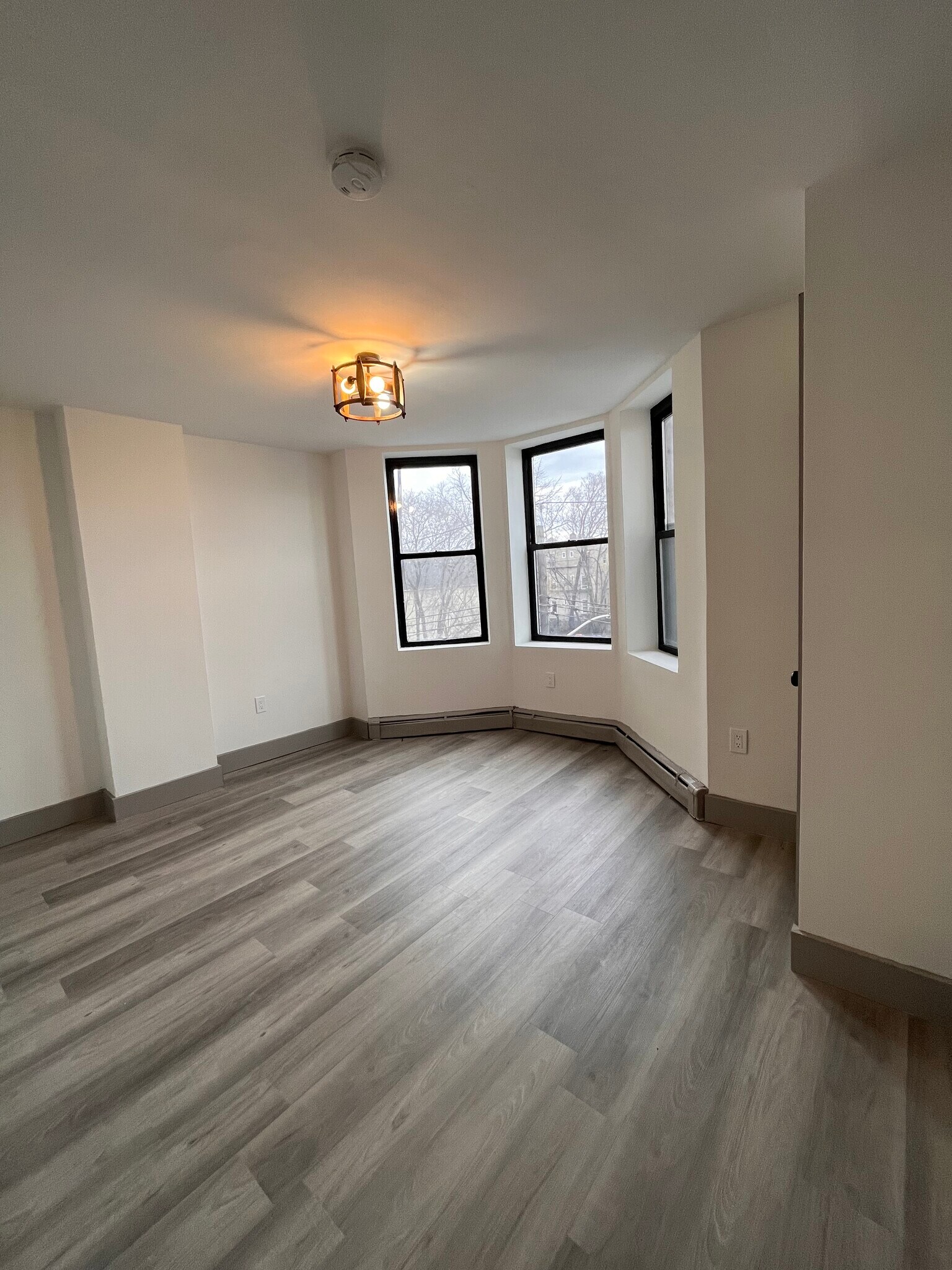 Building Photo - 145 Wilkinson Ave