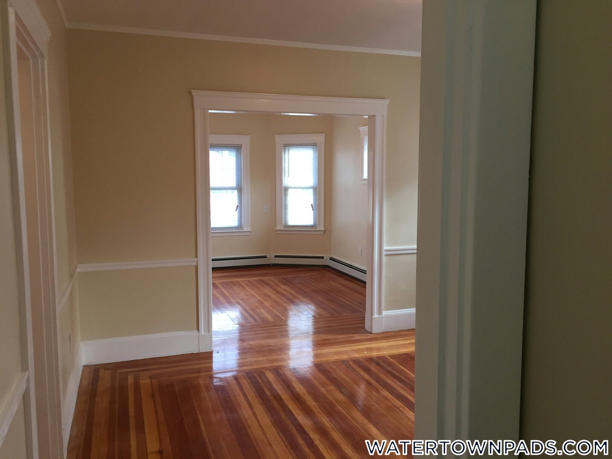 Building Photo - 126 Winsor Ave