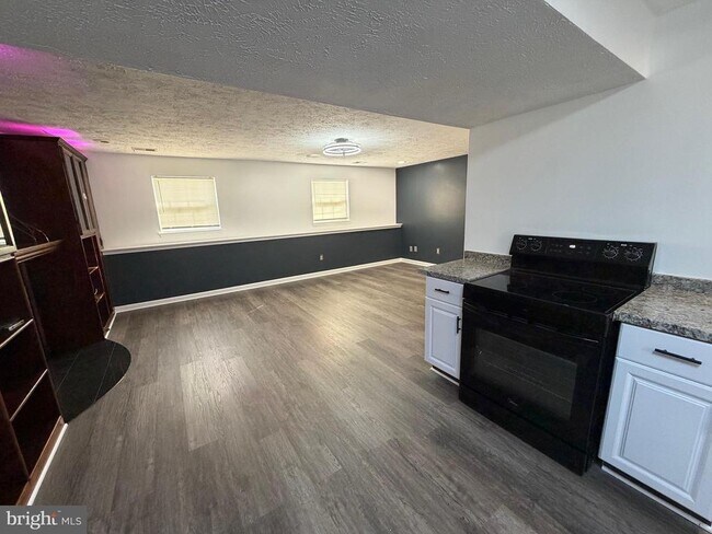 Building Photo - 1515 Baby Baer Ct