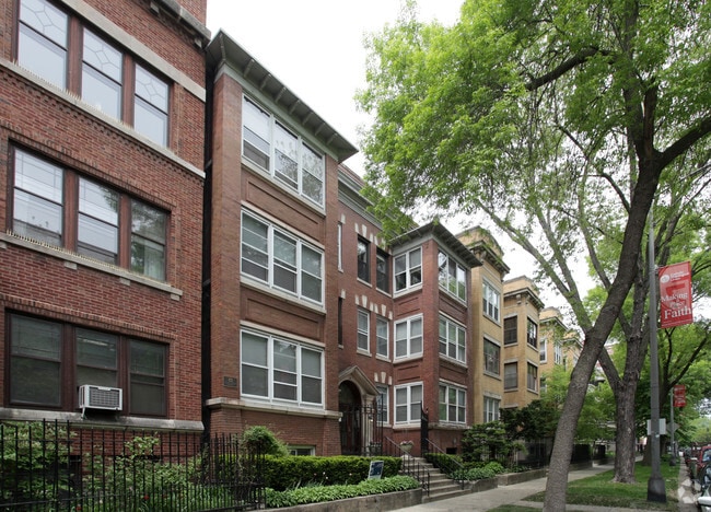 Building Photo - 5336-5338 S. Hyde Park Boulevard