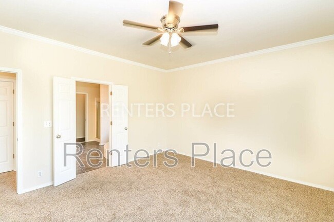Building Photo - 9209 S 73rd E Ave