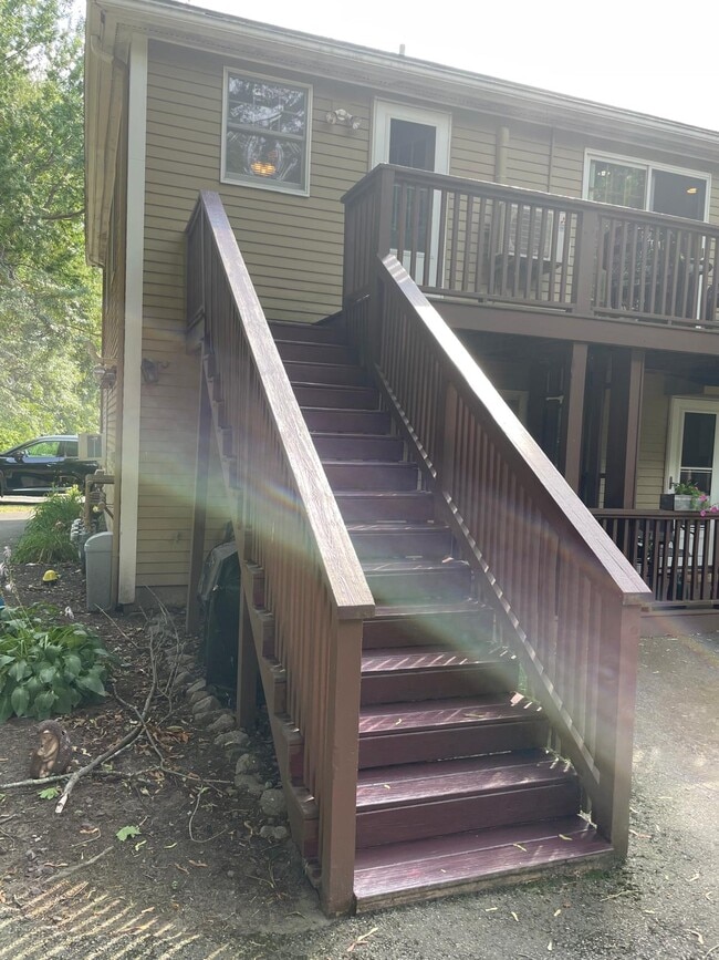 Building Photo - 12 Water St