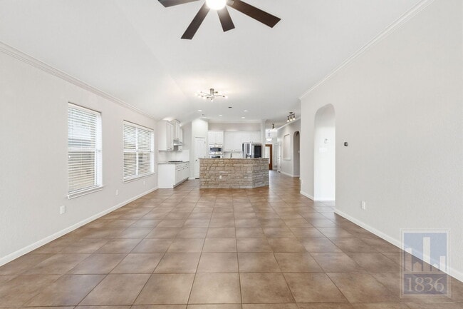 Building Photo - 420 Torrington Dr