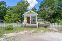 Building Photo - 161 Caswell Branch Rd