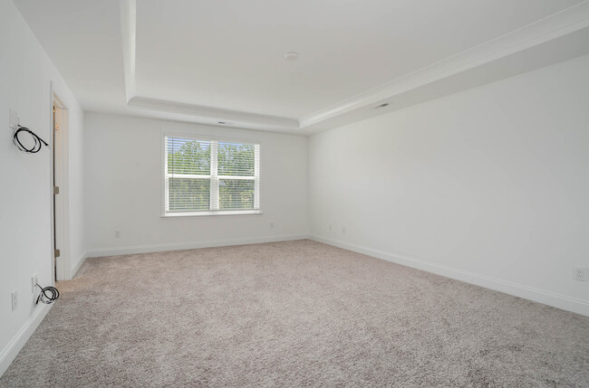 Building Photo - 19225 Yellow Birch Dr